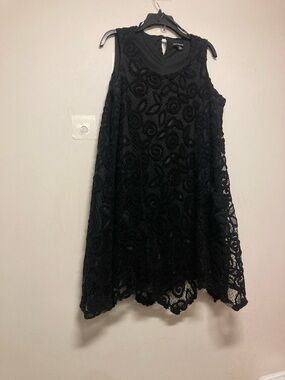 NINA LEONARD/Black ladies dress with pockets